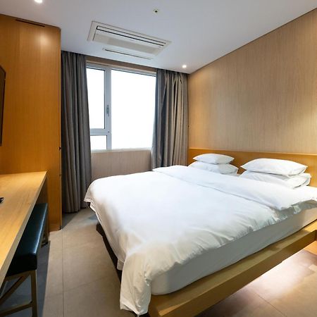 Hotel The Designers Hongdae Seoul Ngoại thất bức ảnh