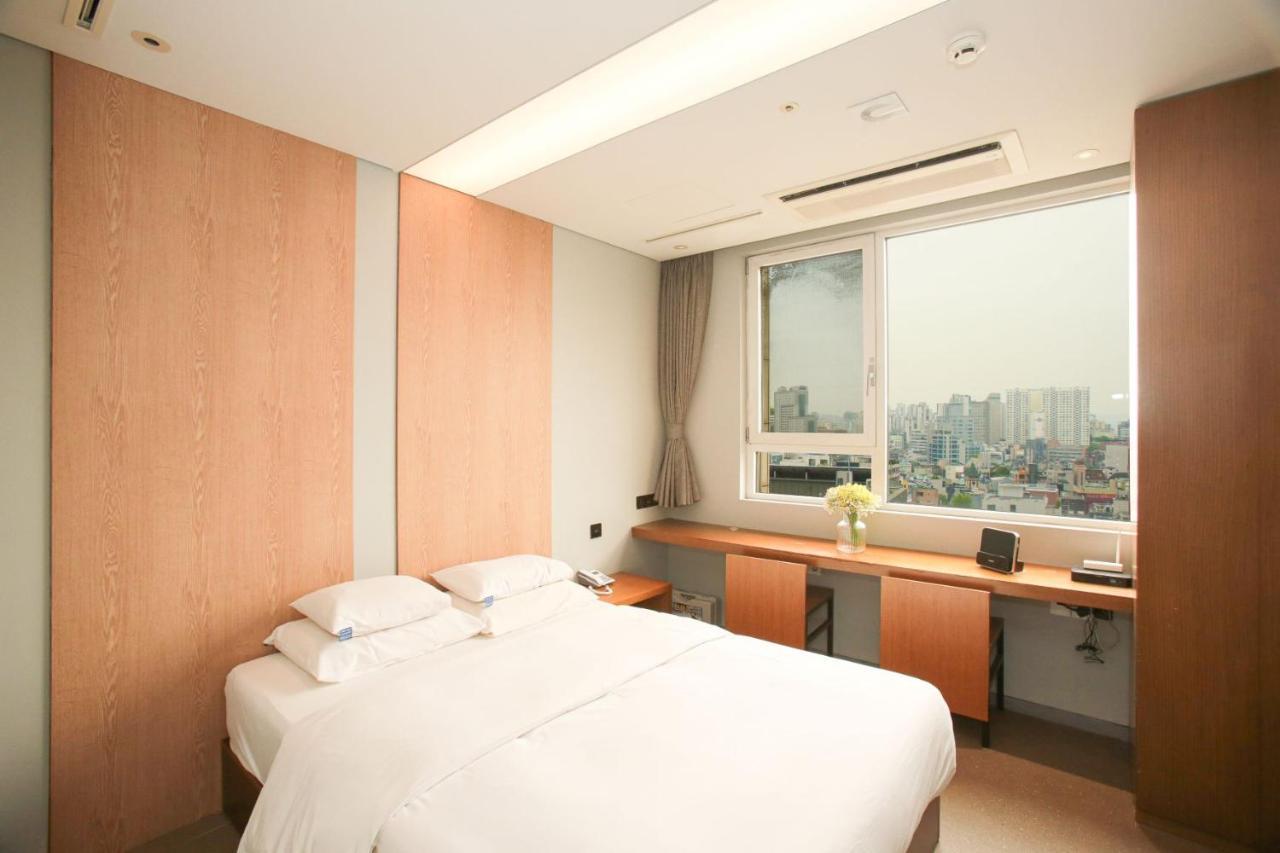 Hotel The Designers Hongdae Seoul Ngoại thất bức ảnh