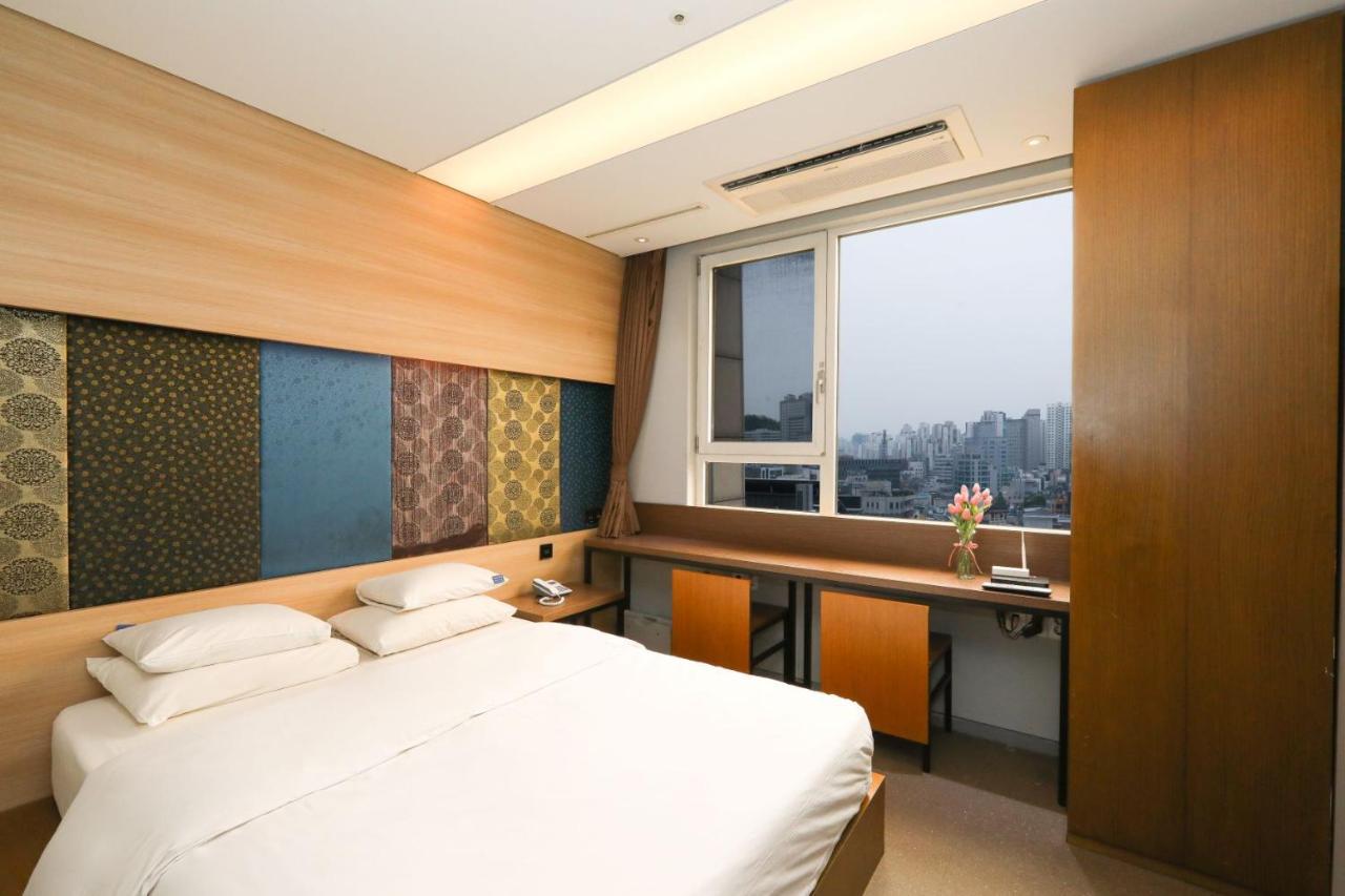 Hotel The Designers Hongdae Seoul Ngoại thất bức ảnh