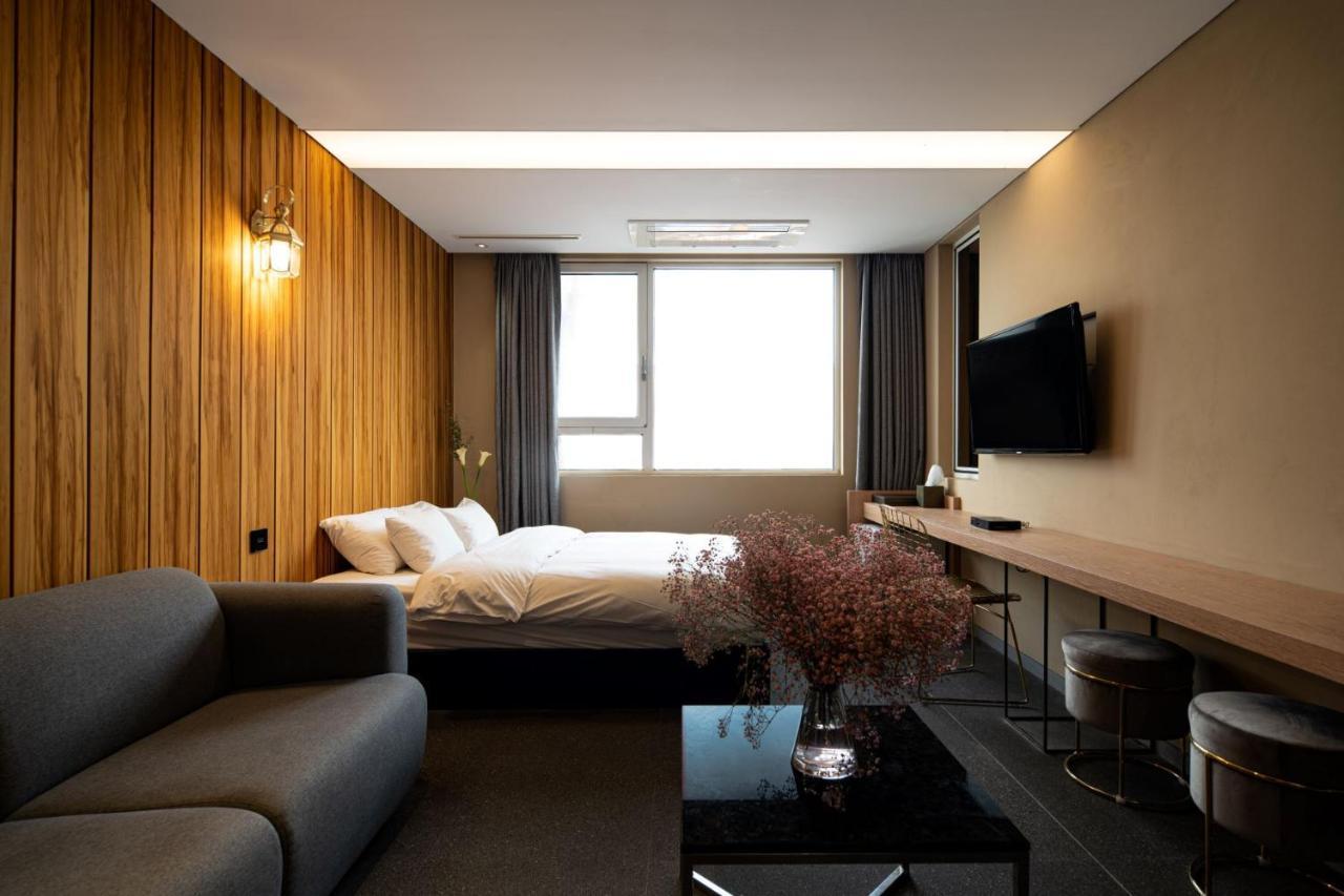 Hotel The Designers Hongdae Seoul Ngoại thất bức ảnh
