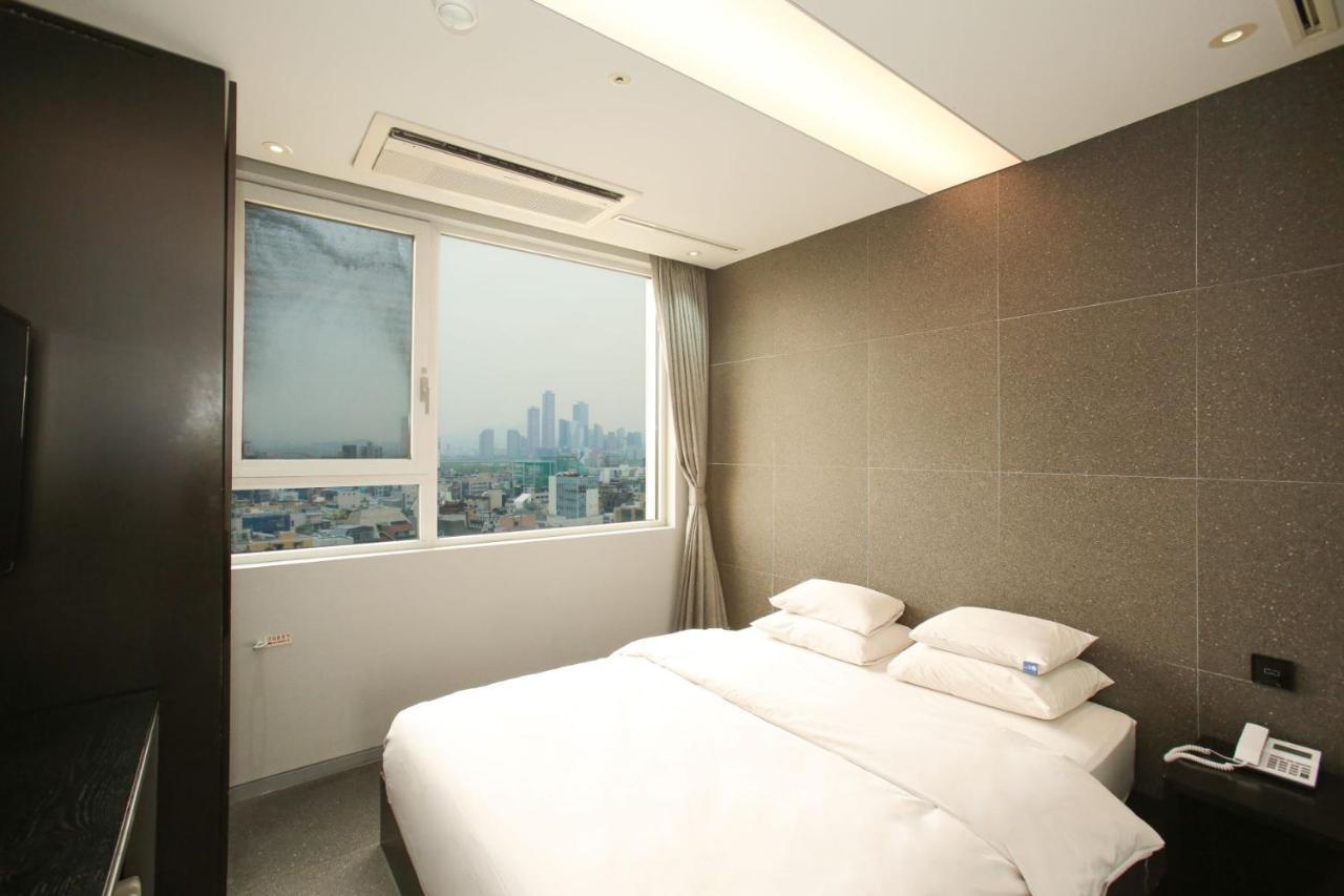 Hotel The Designers Hongdae Seoul Ngoại thất bức ảnh